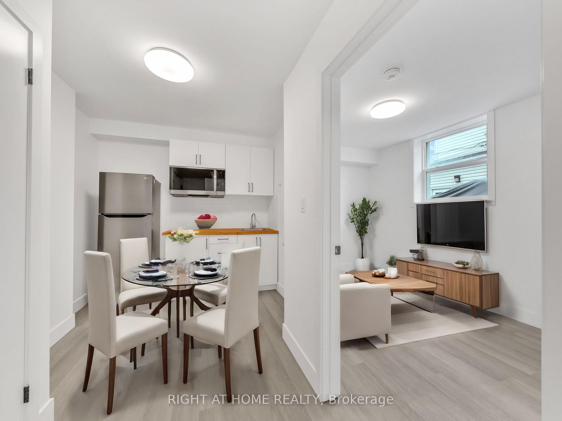 Photo 19 of 1804 Drouillard Road, Windsor — HOMEH