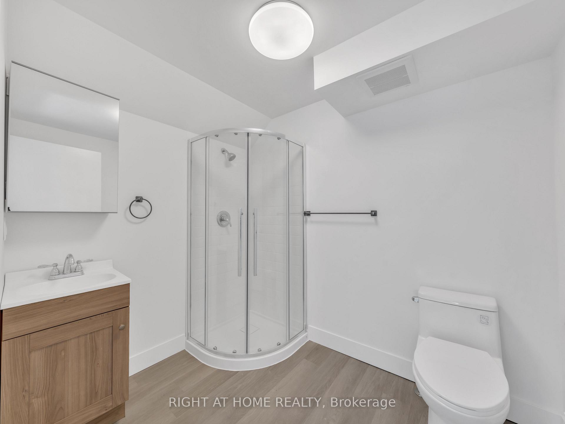 Photo 20 of 1804 Drouillard Road, Windsor — HOMEH