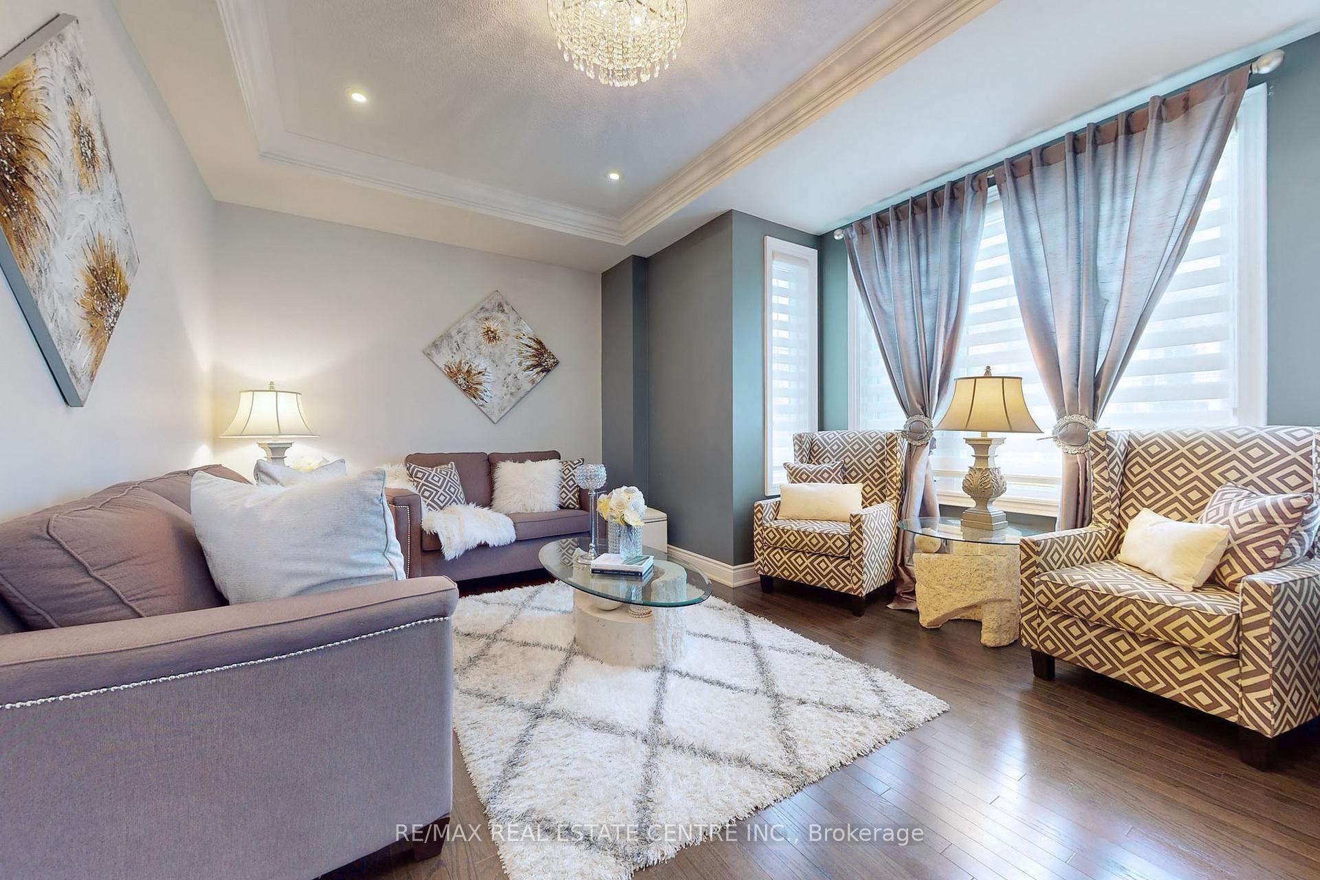 Photo 10 of 172 Elbern Markell Drive, Brampton, Credit Valley — HOMEH
