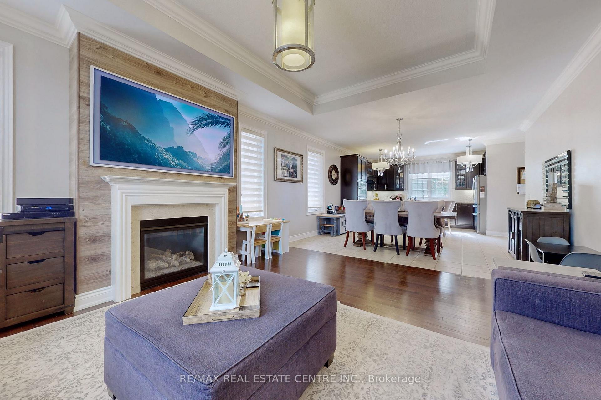 Photo 15 of 172 Elbern Markell Drive, Brampton, Credit Valley — HOMEH