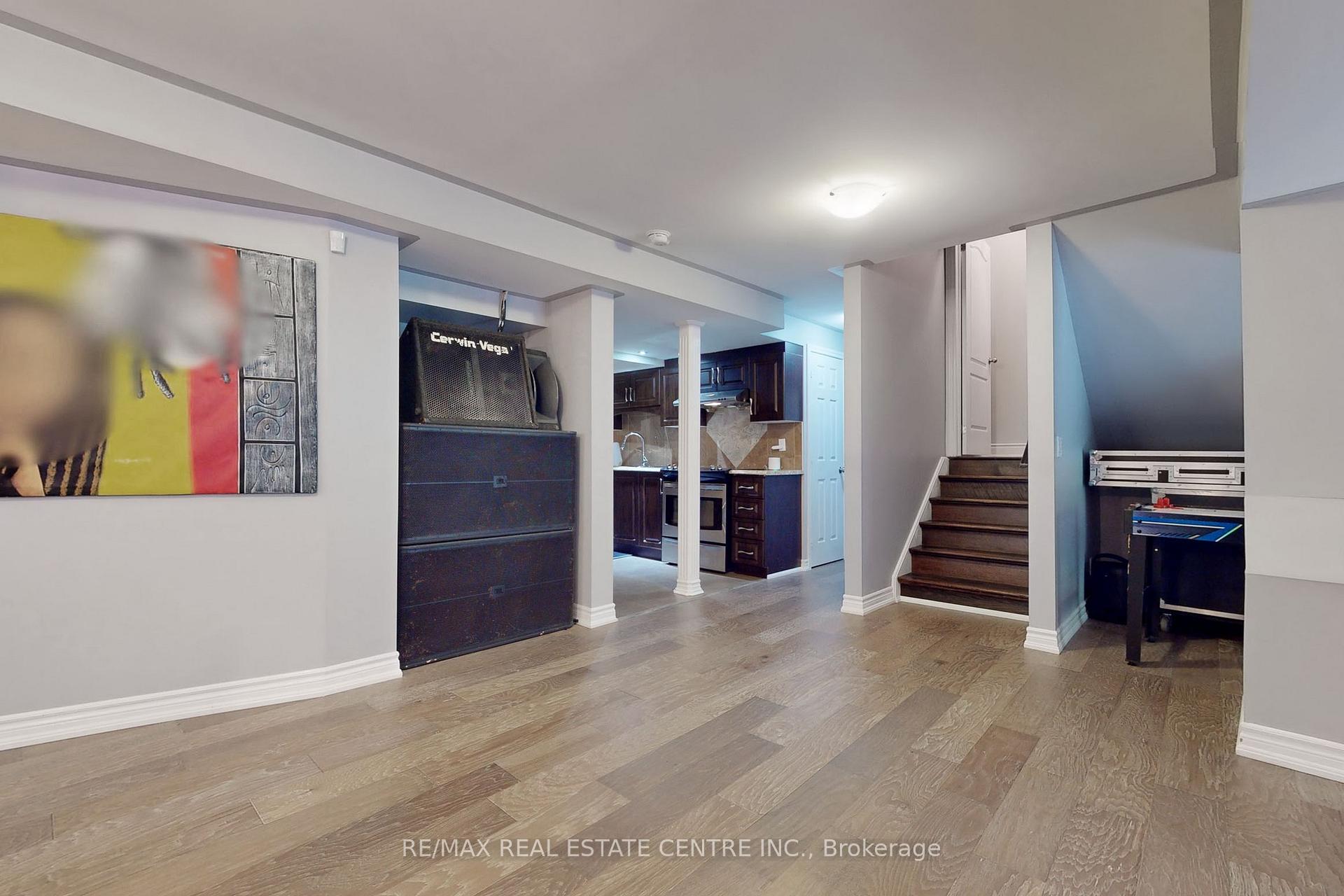 Photo 24 of 172 Elbern Markell Drive, Brampton, Credit Valley — HOMEH