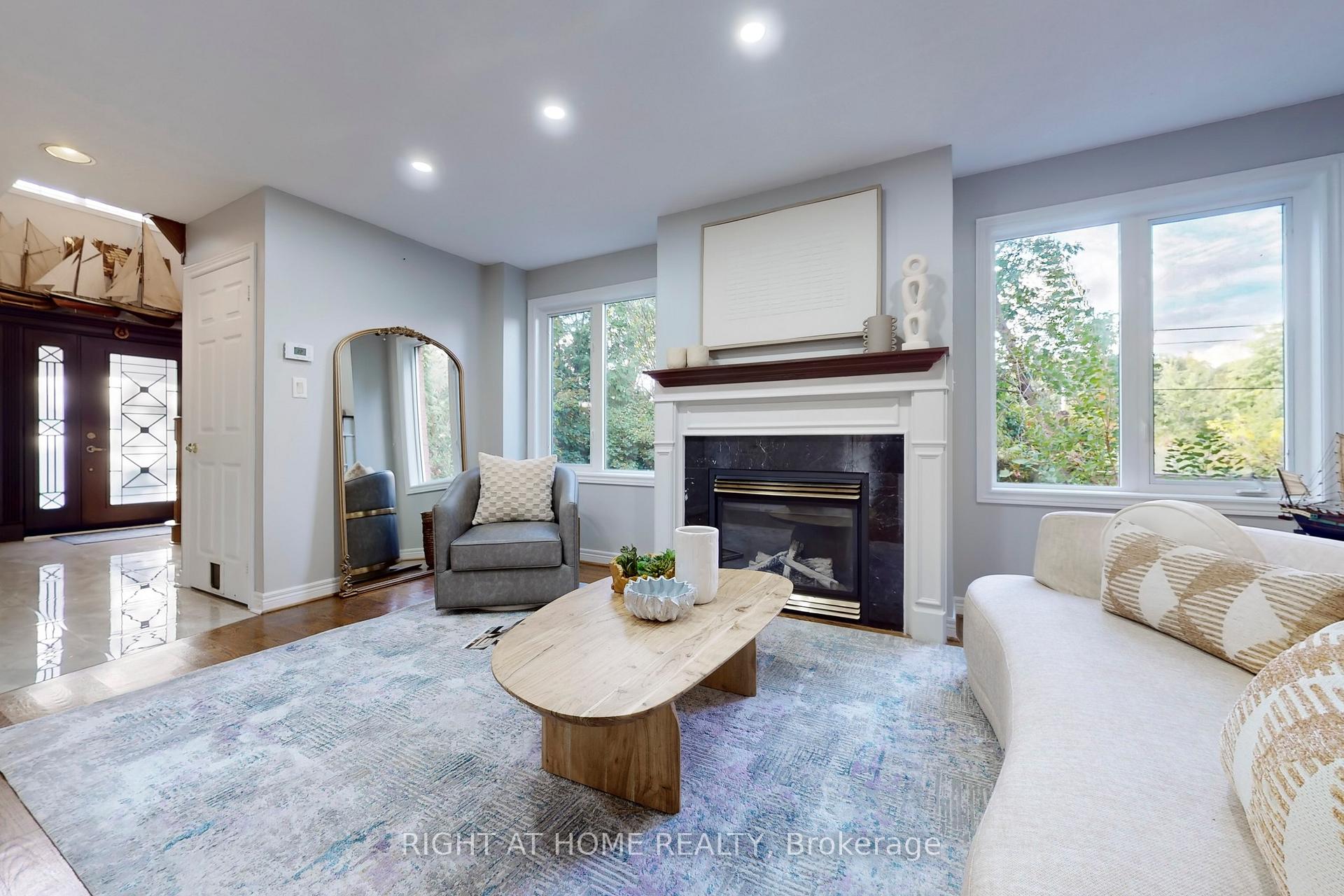 Photo 36 of 49 Giotto Crescent, Vaughan, Maple — HOMEH