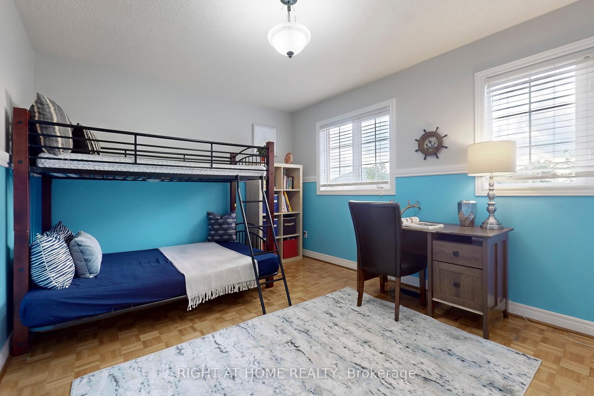 Photo 9 of 49 Giotto Crescent, Vaughan, Maple — HOMEH