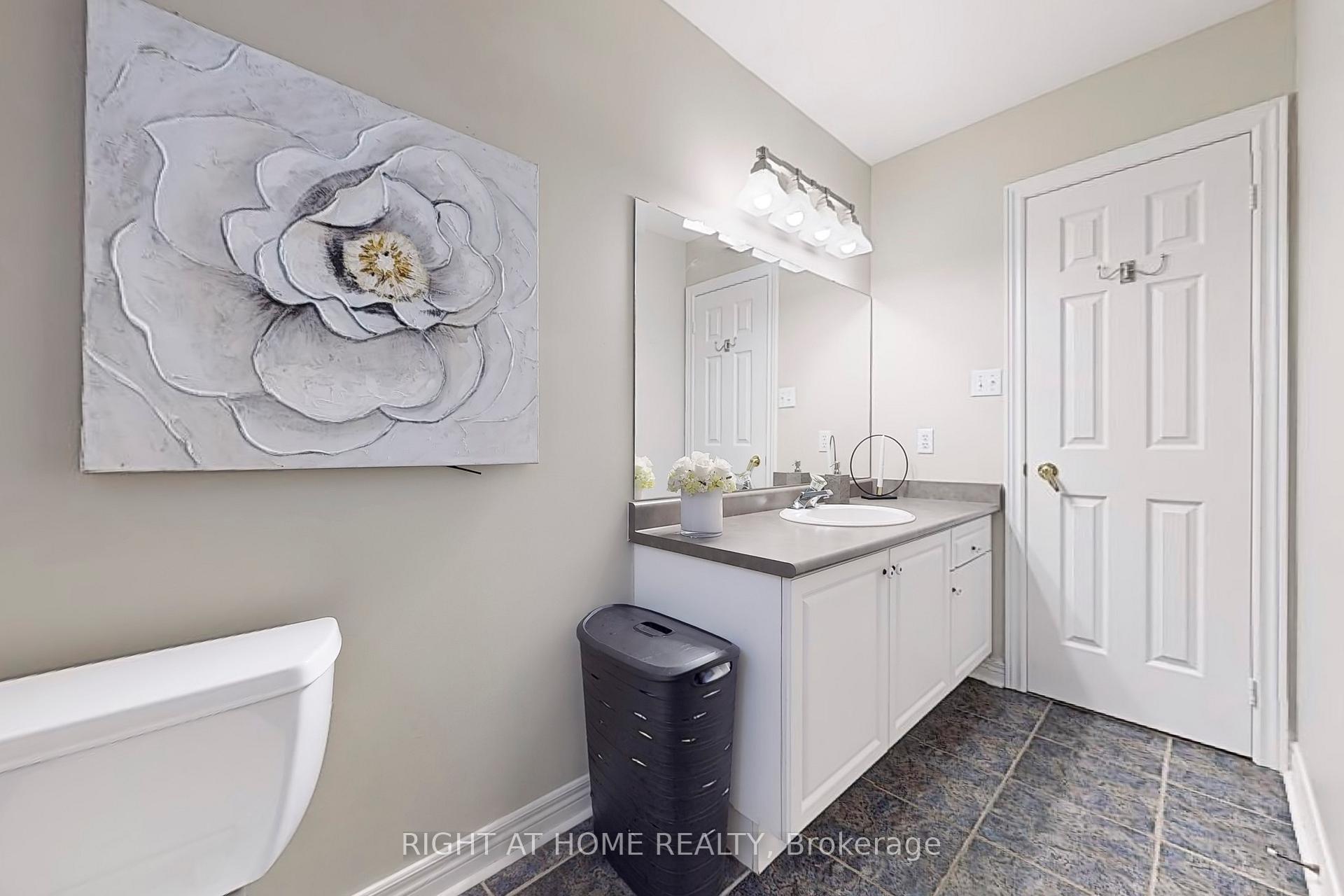 Photo 39 of 49 Giotto Crescent, Vaughan, Maple — HOMEH