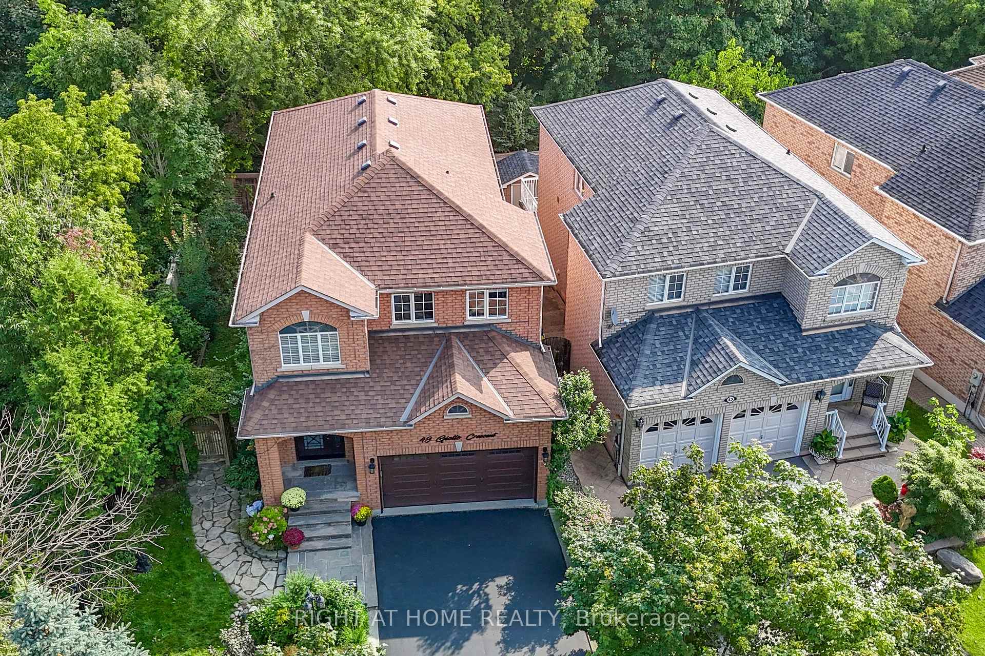 Photo 28 of 49 Giotto Crescent, Vaughan, Maple — HOMEH