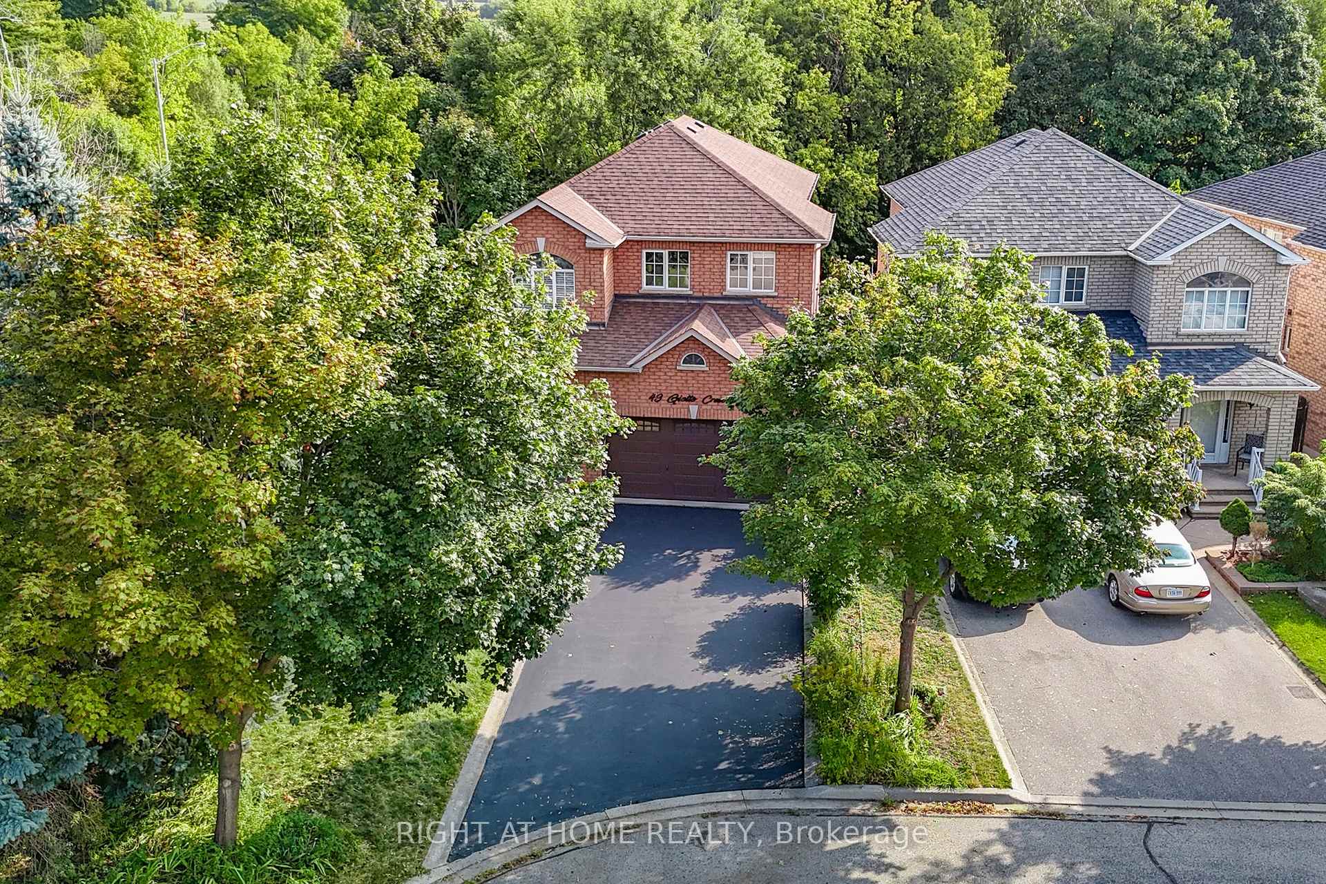 Photo 33 of 49 Giotto Crescent, Vaughan, Maple — HOMEH