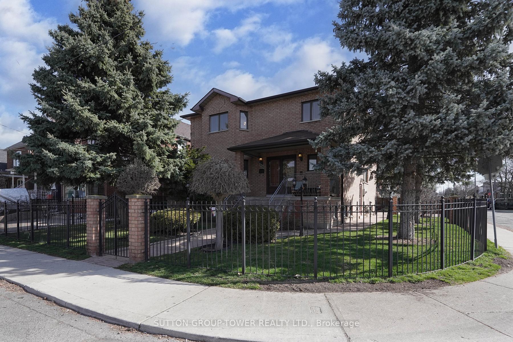 Front of 531 Lauder Avenue
