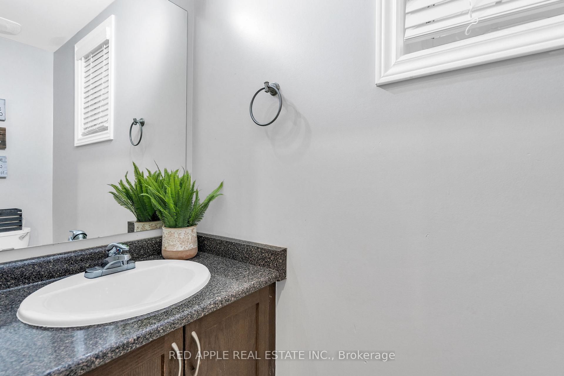 Photo 45 of 21 Holt Drive, New Tecumseth, Alliston — HOMEH