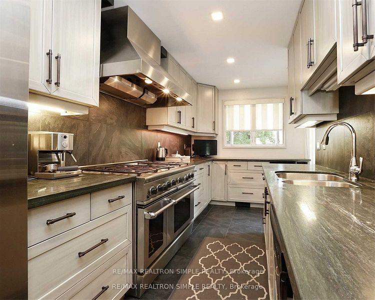 Photo 19 of 65 Soudan Avenue, Toronto, Mount Pleasant West — HOMEH