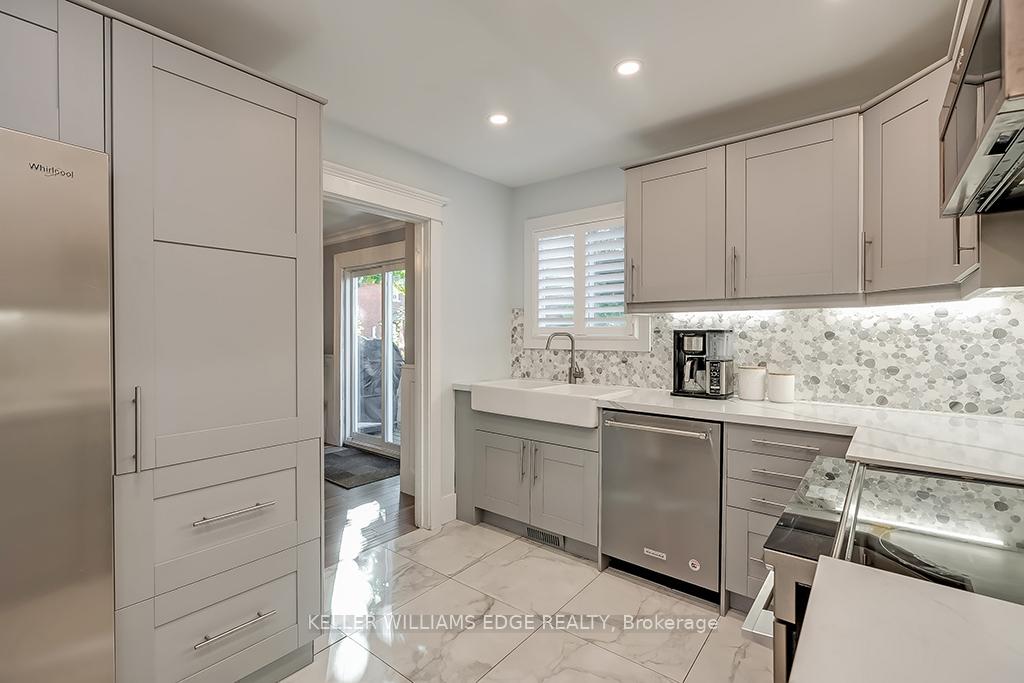 Photo 16 of 28 Roxborough Avenue, Hamilton, Crown Point — HOMEH