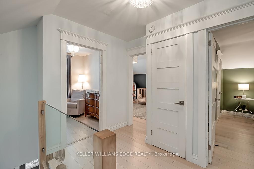 Photo 20 of 28 Roxborough Avenue, Hamilton, Crown Point — HOMEH