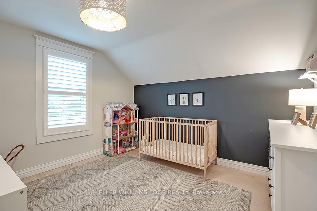 Photo 25 of 28 Roxborough Avenue, Hamilton, Crown Point — HOMEH