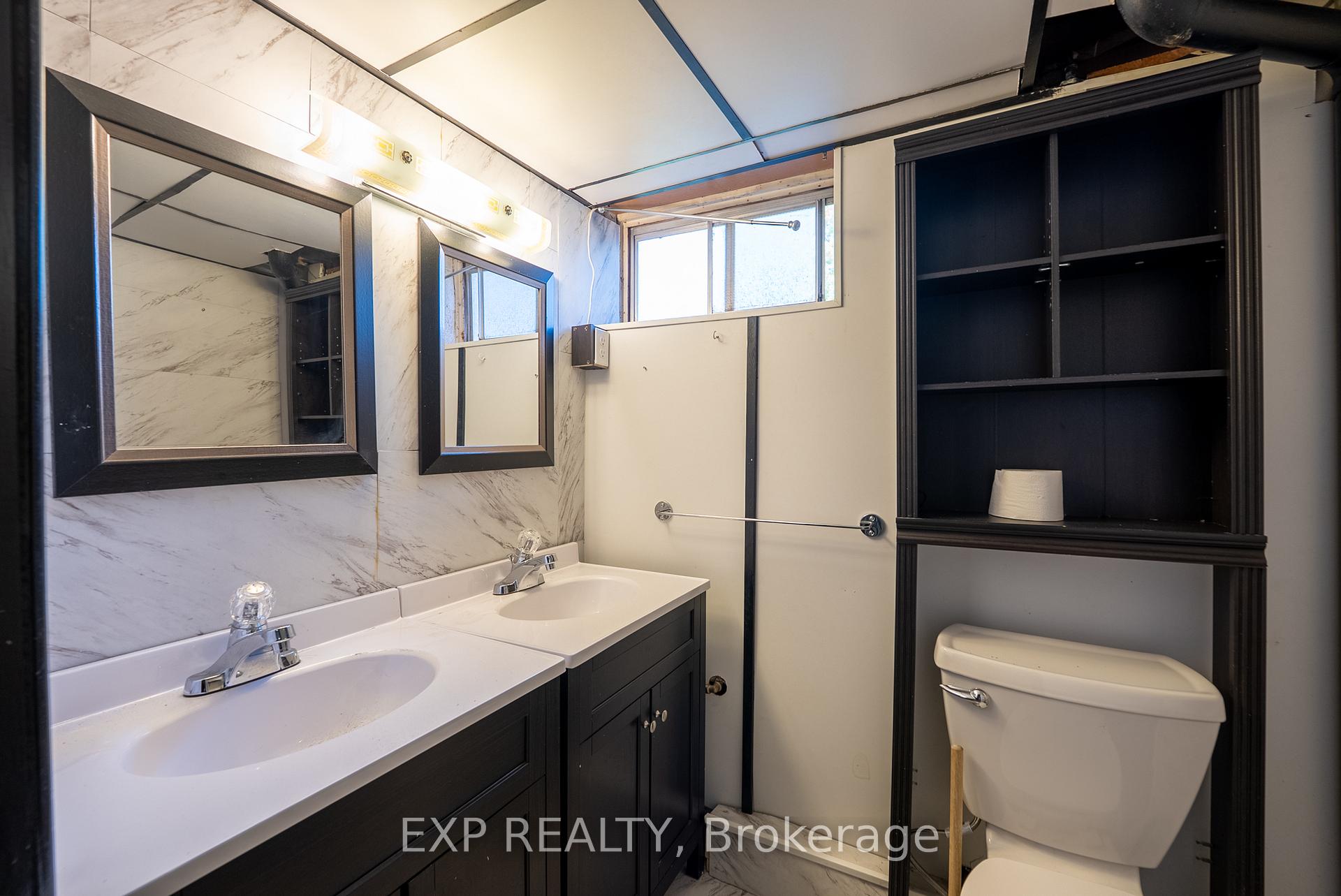 Photo 38 of 402 Kerman Avenue, Grimsby, Grimsby Beach — HOMEH