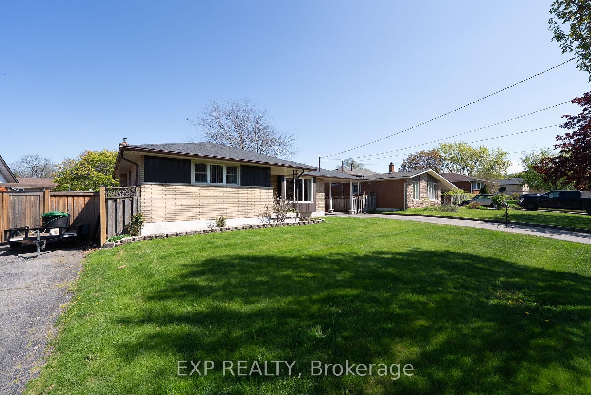 Photo 45 of 402 Kerman Avenue, Grimsby, Grimsby Beach — HOMEH