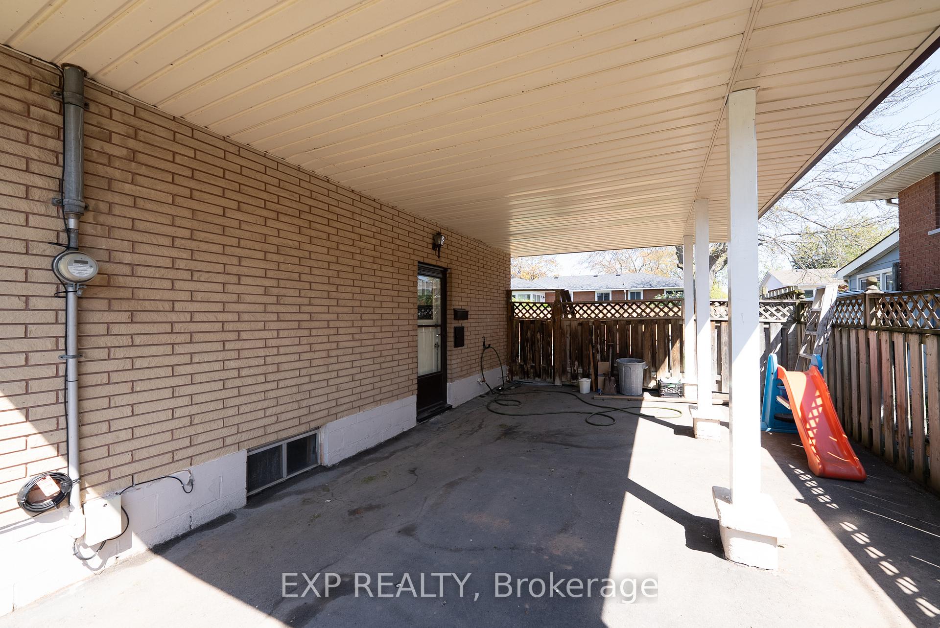 Photo 46 of 402 Kerman Avenue, Grimsby, Grimsby Beach — HOMEH