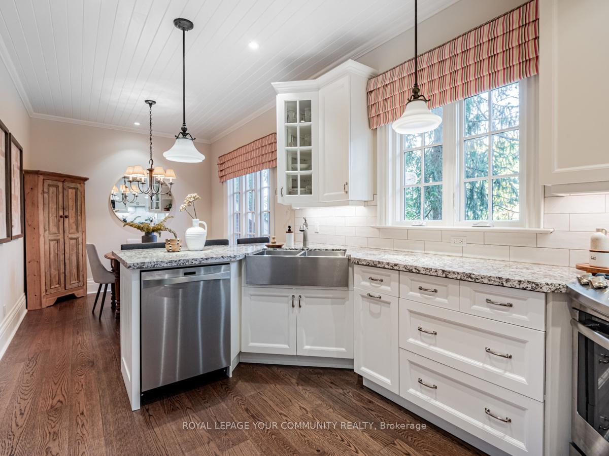 Photo 19 of 49 Cousins Drive, Aurora, Aurora Village — HOMEH