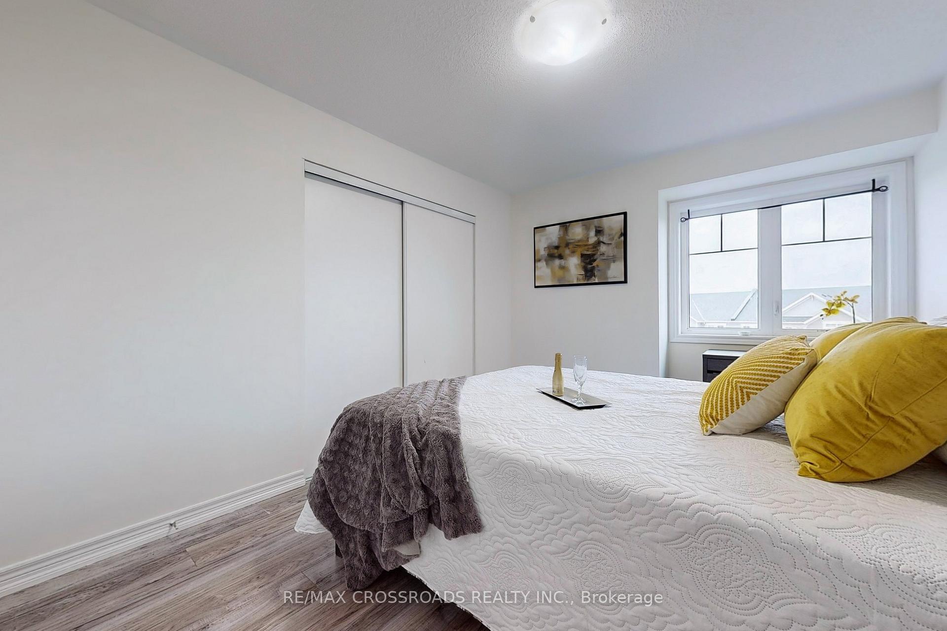 Photo 21 of 56 Artania Street, Oshawa, Windfields — HOMEH