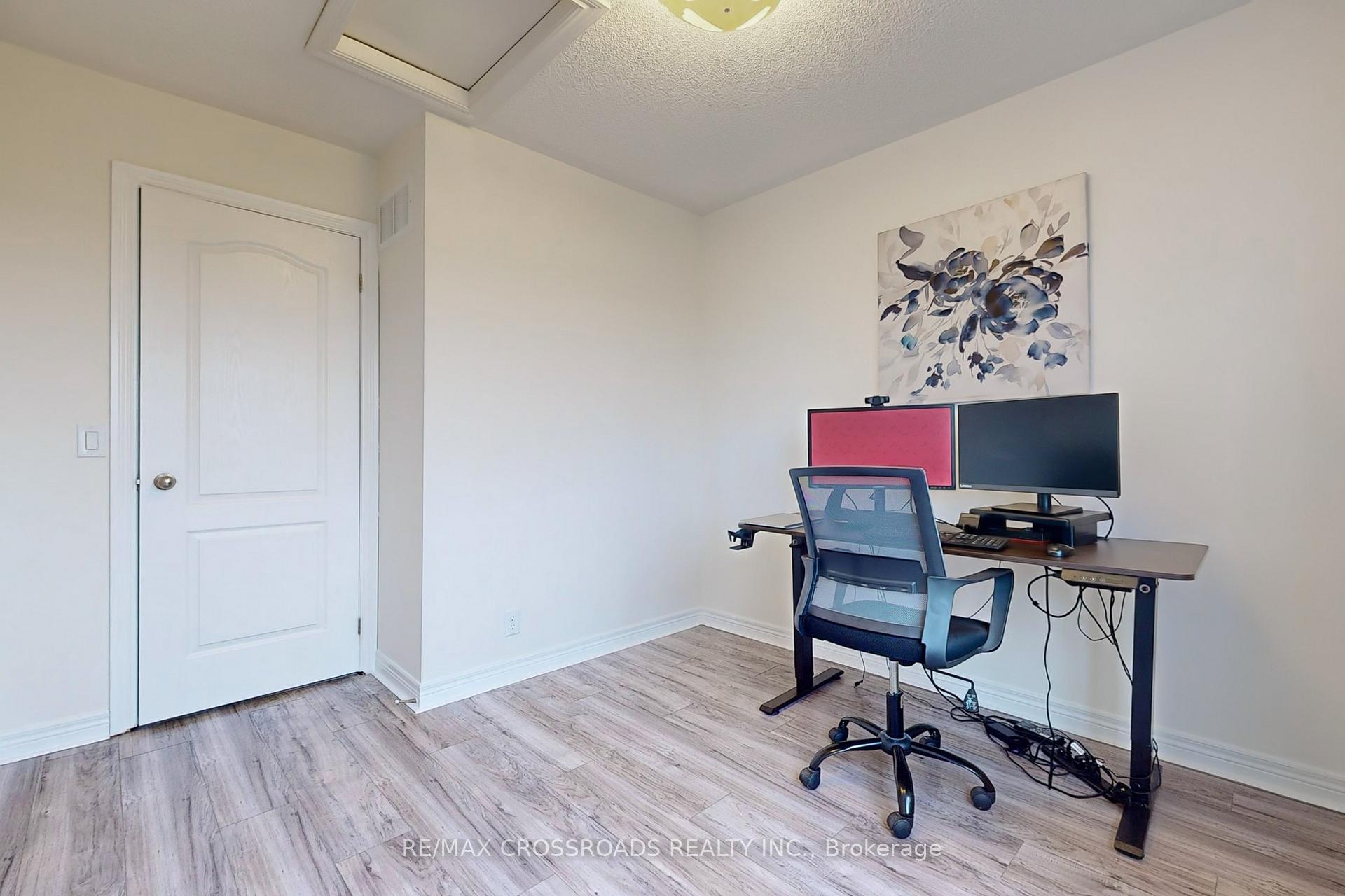 Photo 36 of 56 Artania Street, Oshawa, Windfields — HOMEH
