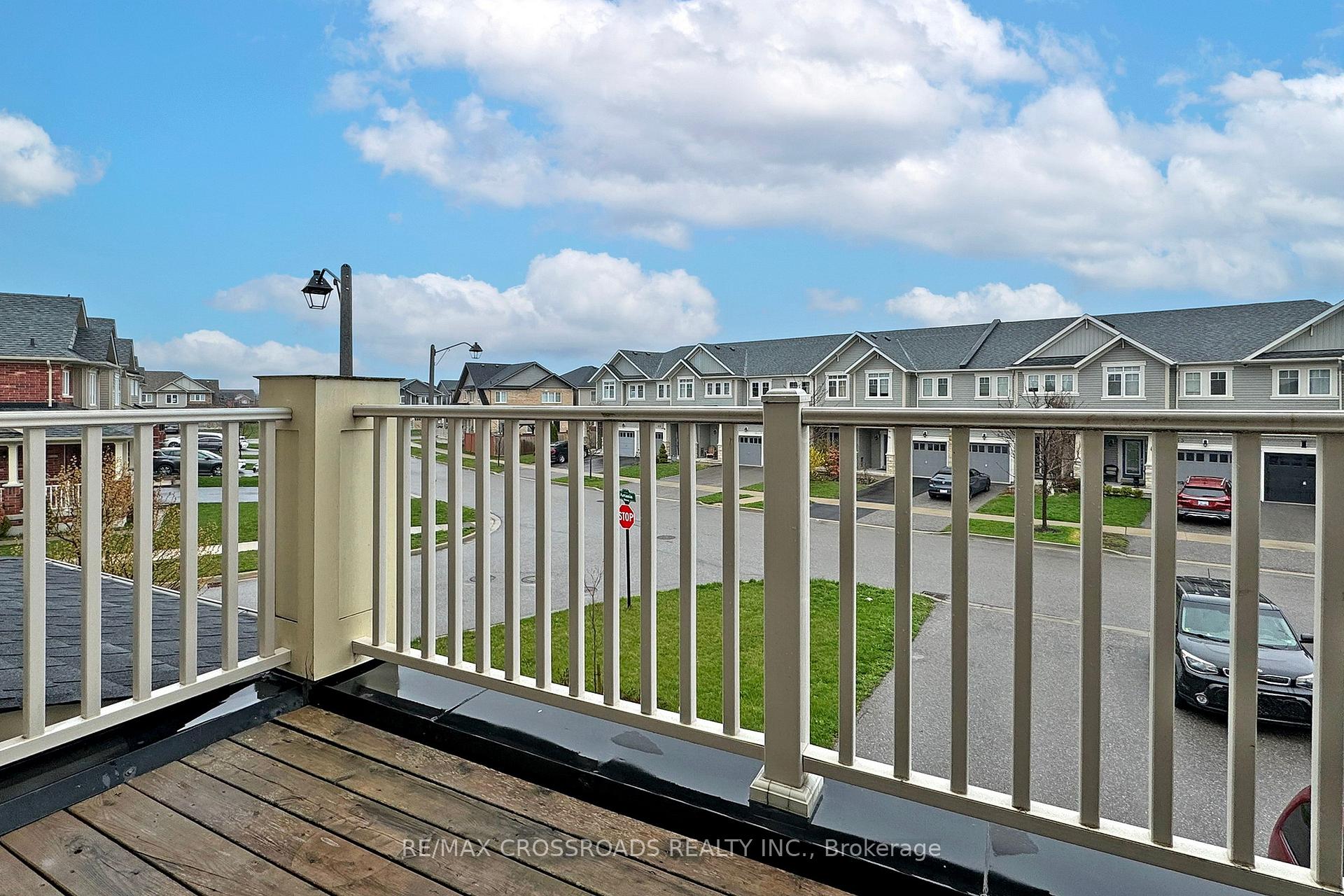 Photo 39 of 56 Artania Street, Oshawa, Windfields — HOMEH