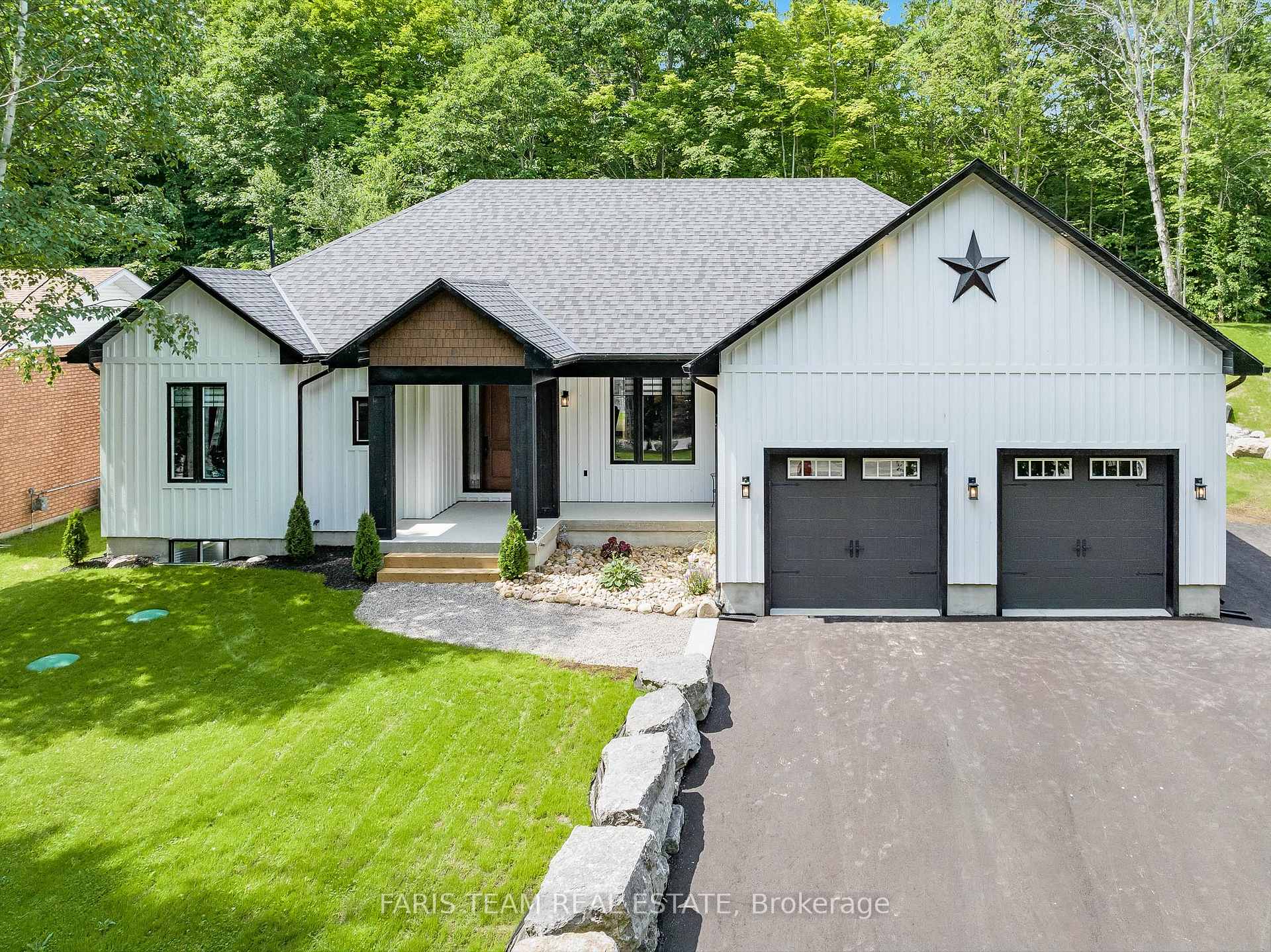 Photo 1 of 1532 Champlain Road, Tiny, Rural Tiny — HOMEH