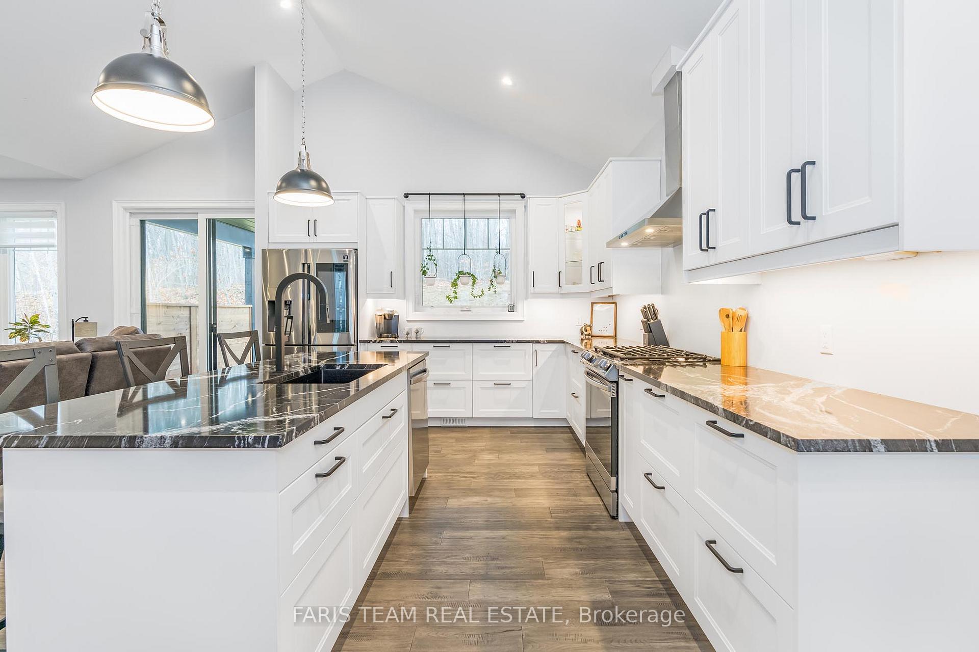 Photo 8 of 1532 Champlain Road, Tiny, Rural Tiny — HOMEH