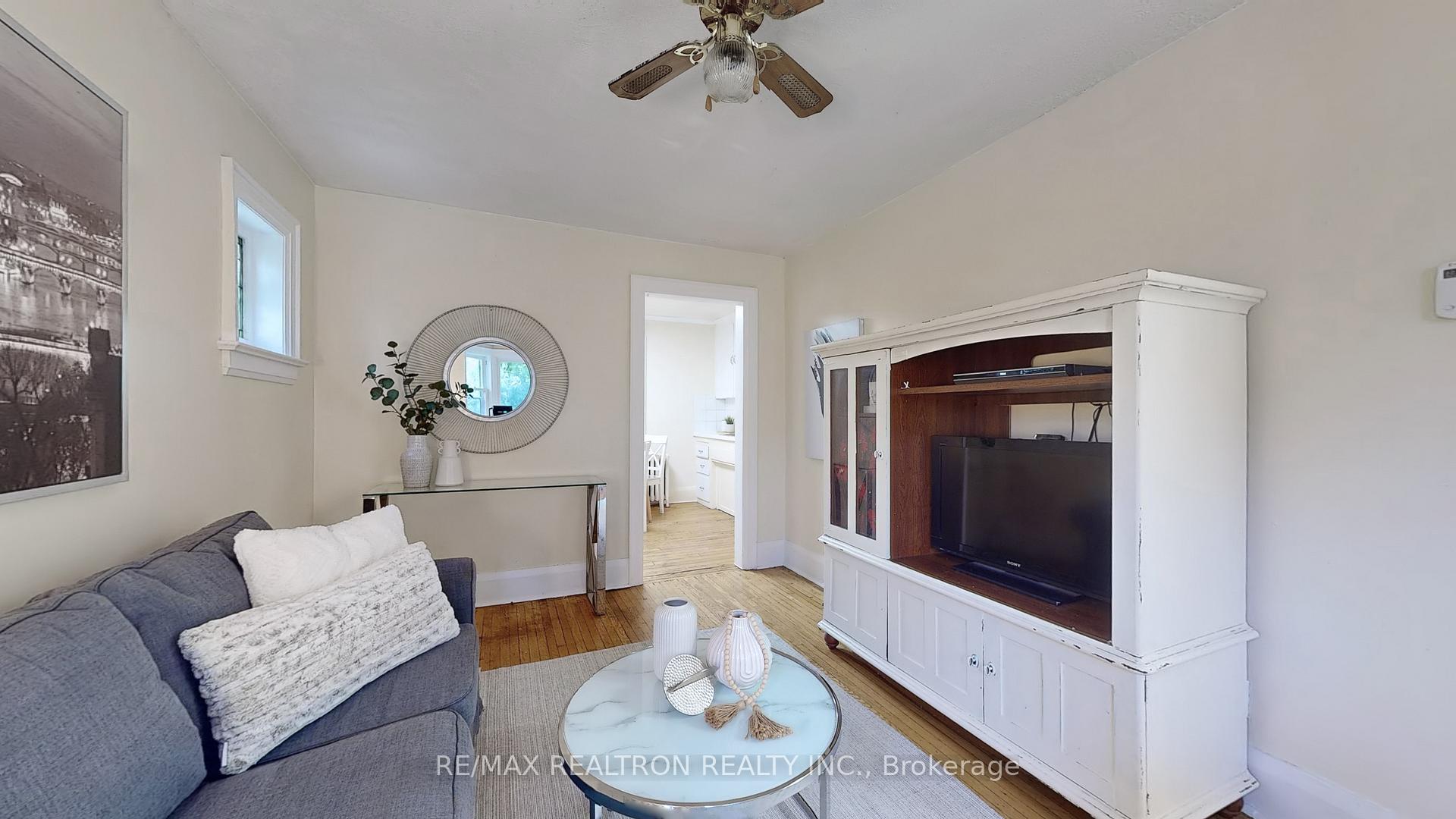 Photo 4 of 38 Leroy Avenue, Toronto, Danforth Village-East York — HOMEH