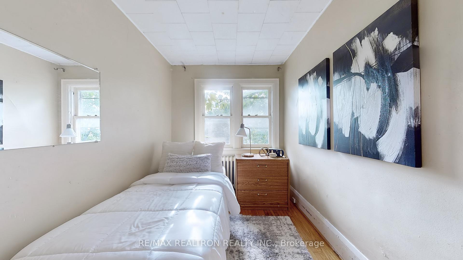 Photo 7 of 38 Leroy Avenue, Toronto, Danforth Village-East York — HOMEH