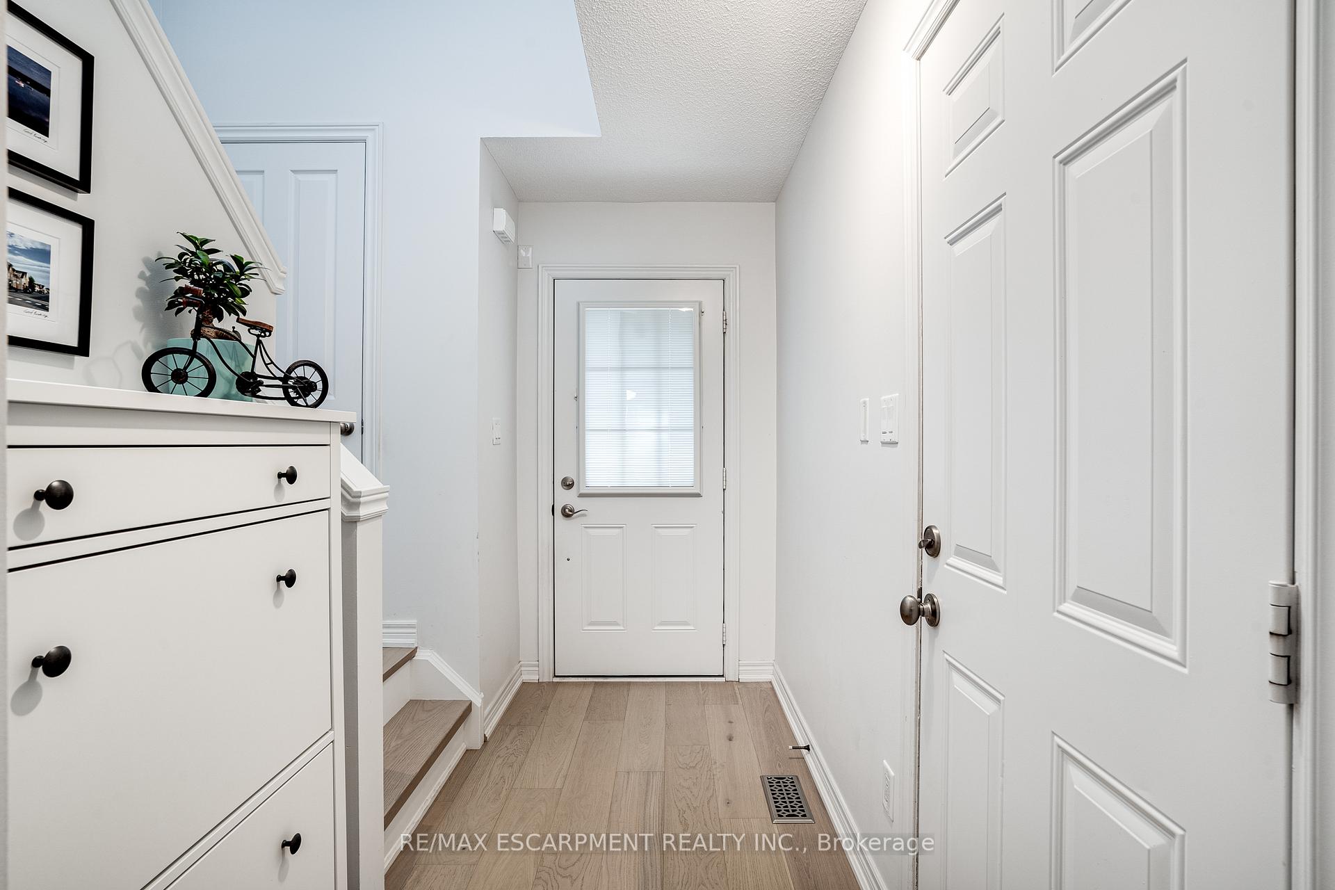 Photo 2 of Unit 58, 222 Fall Fair Way, Hamilton, Binbrook — HOMEH