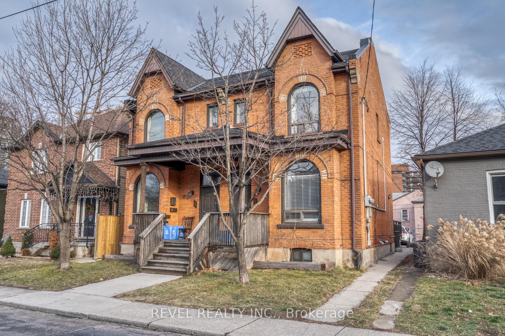 Photo 1 of 27 Grove Street, Hamilton, Corktown — HOMEH