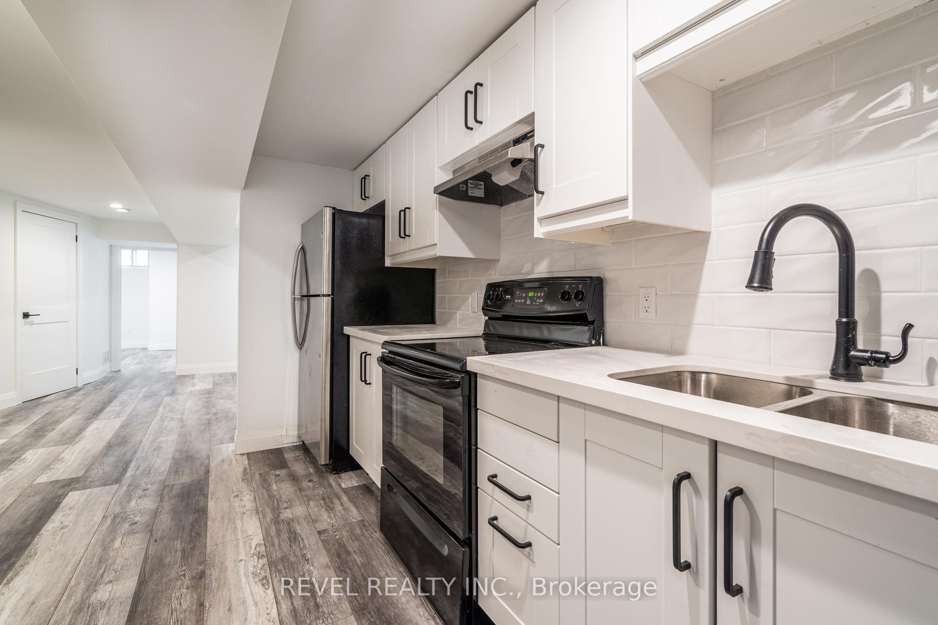 Photo 17 of 27 Grove Street, Hamilton, Corktown — HOMEH