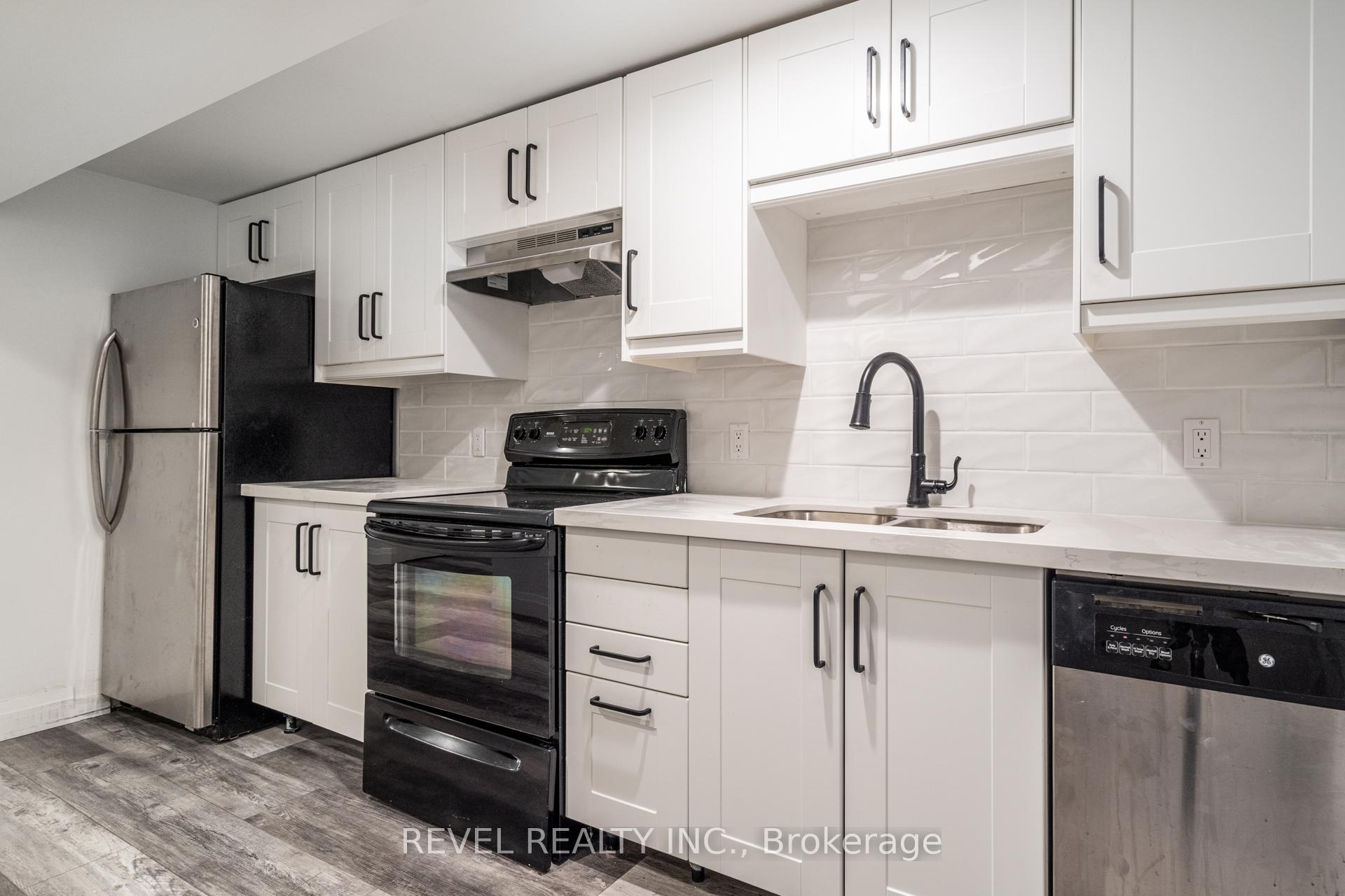 Photo 18 of 27 Grove Street, Hamilton, Corktown — HOMEH