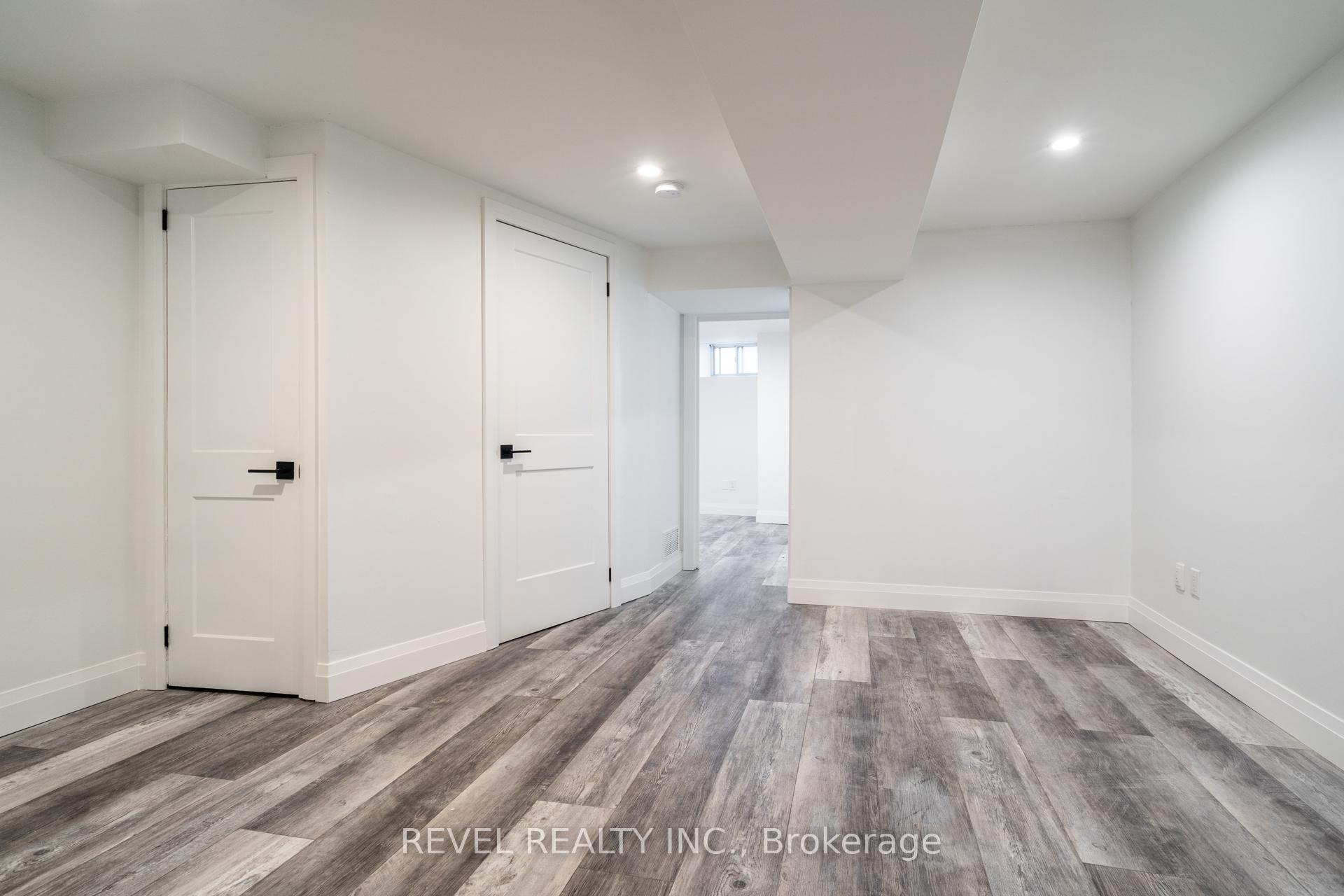 Photo 16 of 27 Grove Street, Hamilton, Corktown — HOMEH