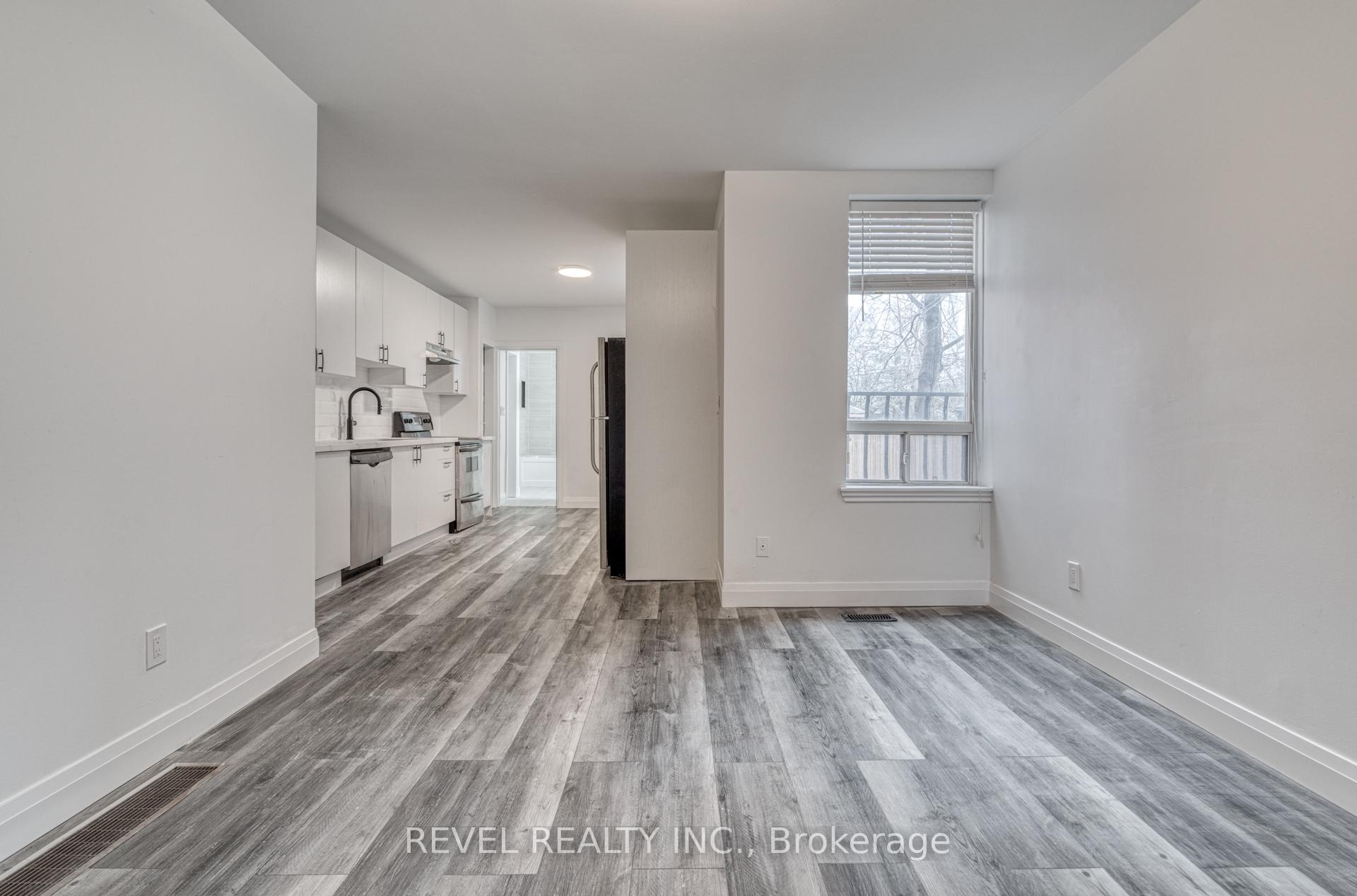 Photo 35 of 27 Grove Street, Hamilton, Corktown — HOMEH