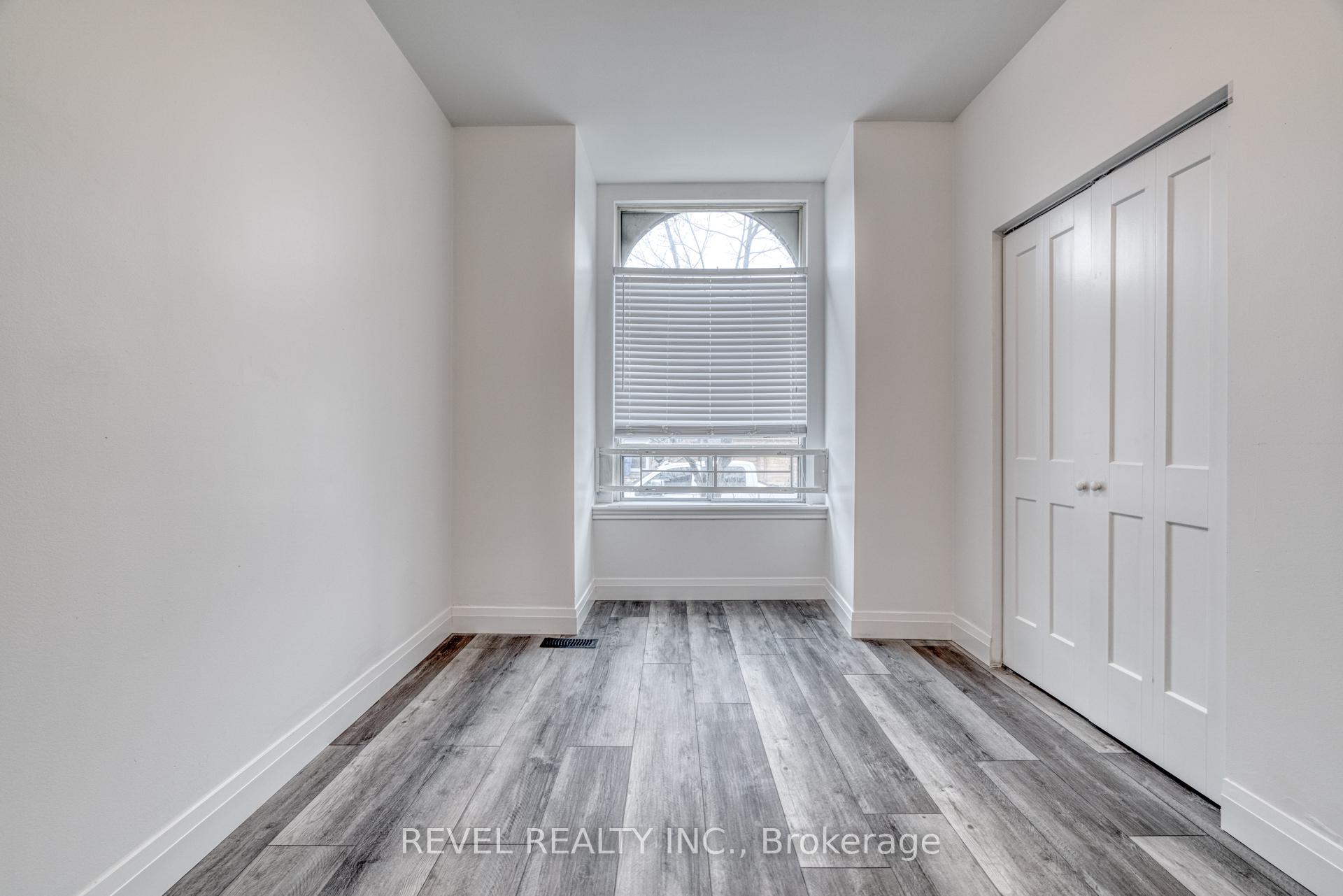 Photo 38 of 27 Grove Street, Hamilton, Corktown — HOMEH