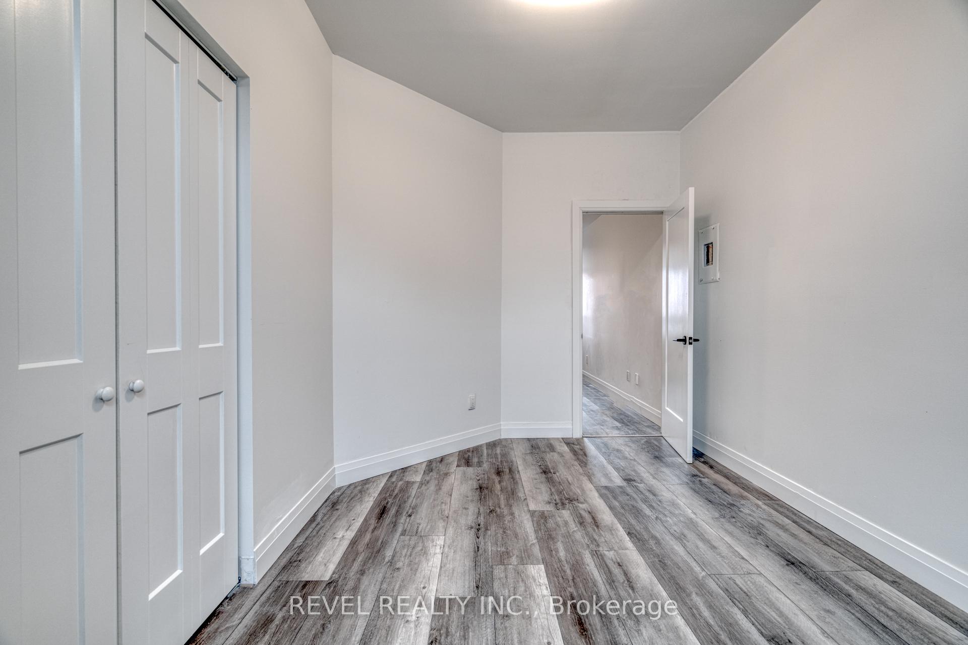 Photo 24 of 27 Grove Street, Hamilton, Corktown — HOMEH