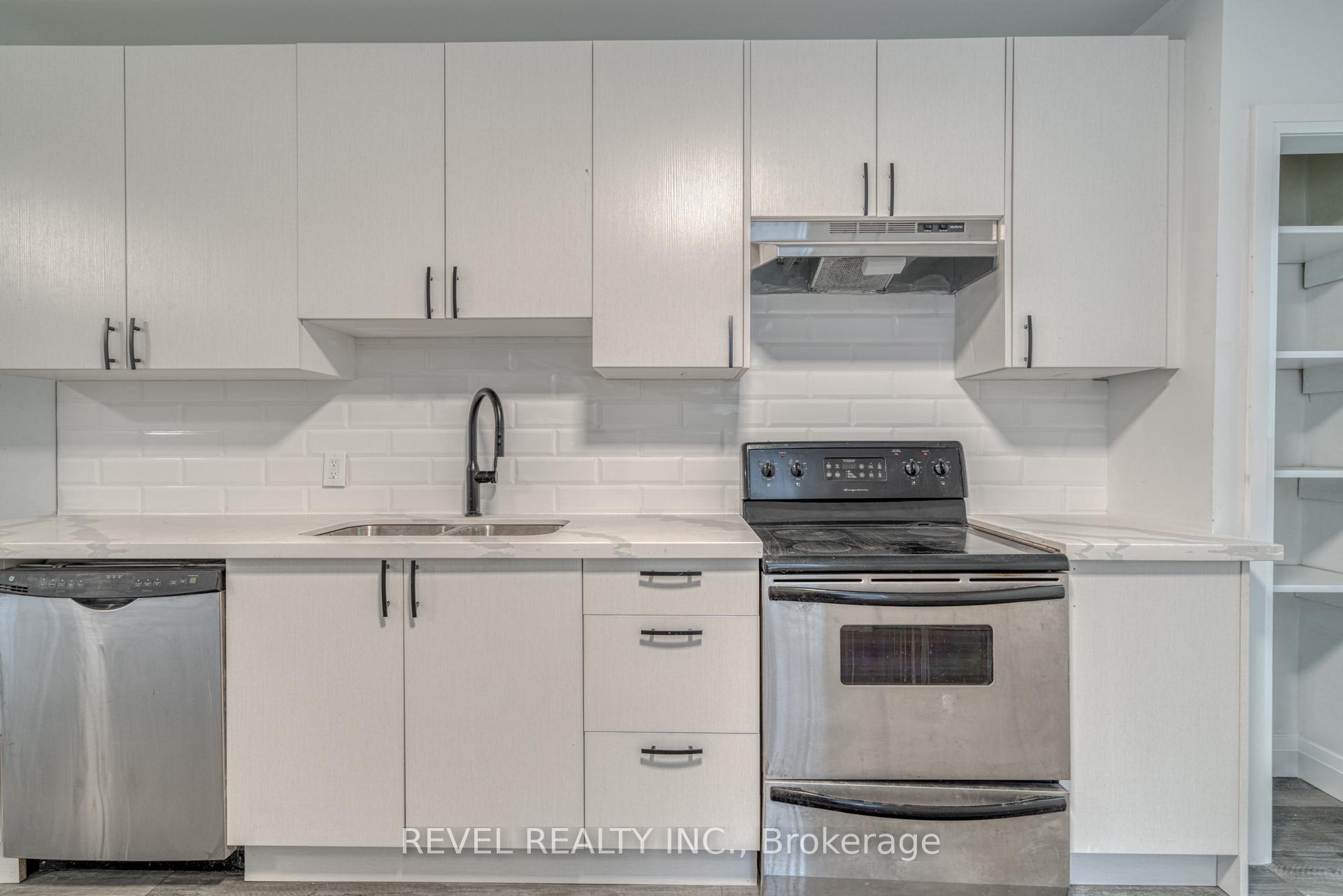 Photo 28 of 27 Grove Street, Hamilton, Corktown — HOMEH