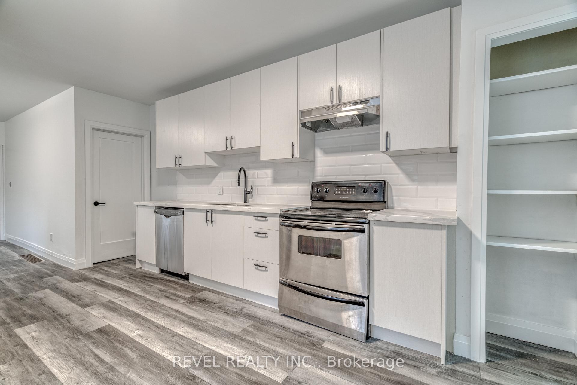 Photo 33 of 27 Grove Street, Hamilton, Corktown — HOMEH
