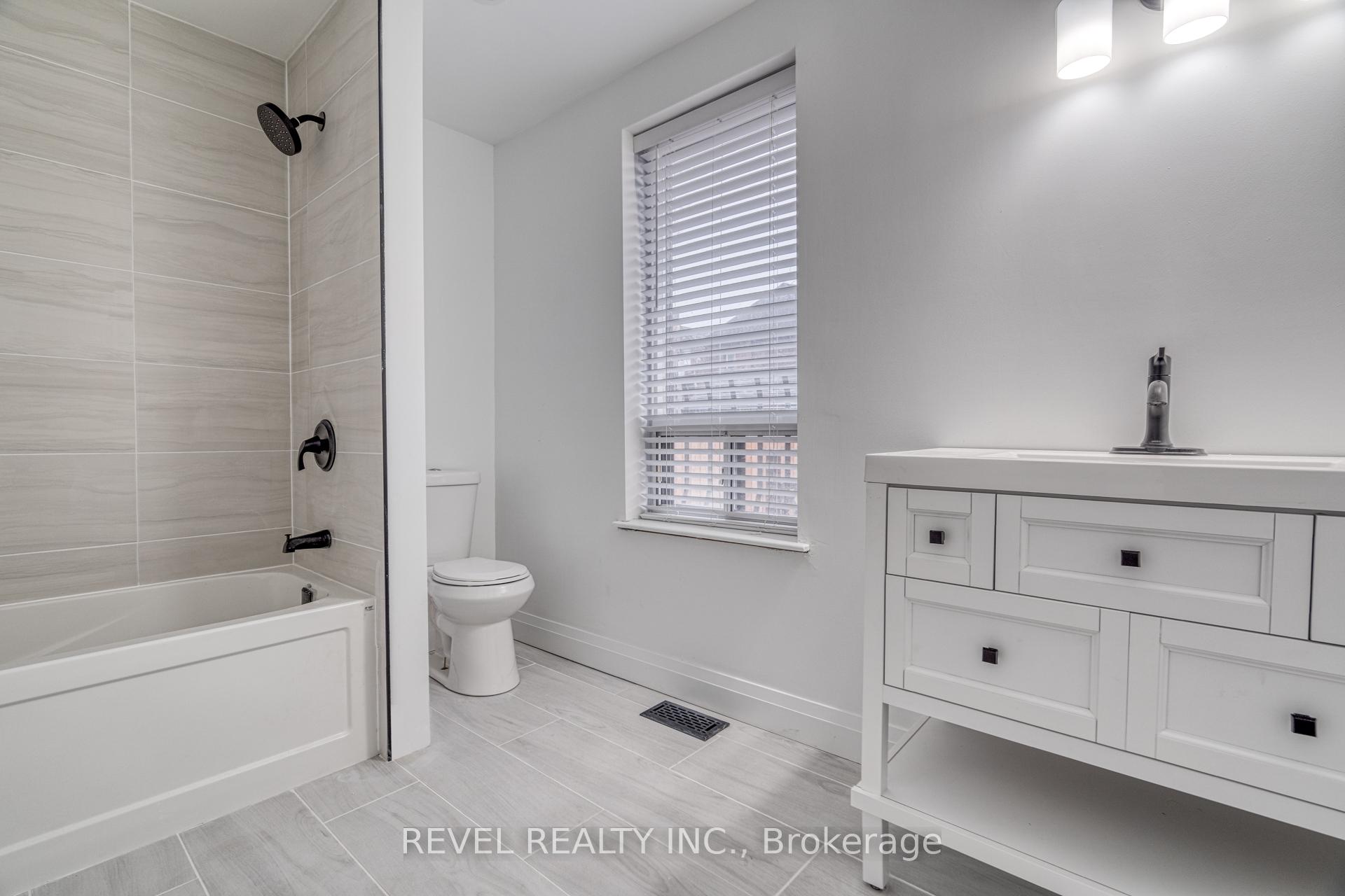Photo 31 of 27 Grove Street, Hamilton, Corktown — HOMEH