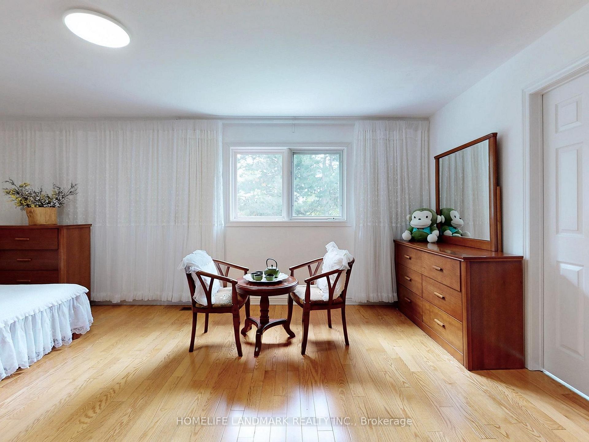 Photo 24 of 64 Bradgate Drive, Markham, Thornlea — HOMEH