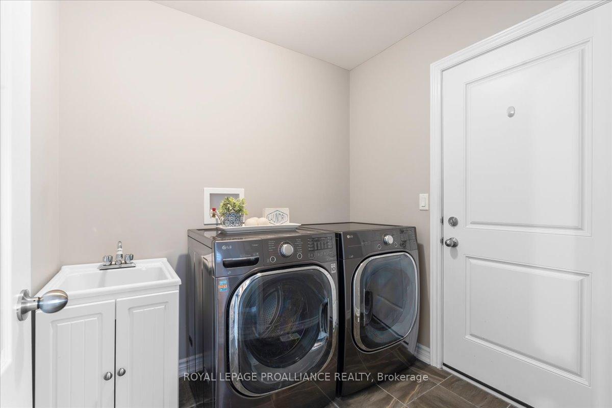 Photo 5 of 27 Cortland Way, Brighton — HOMEH
