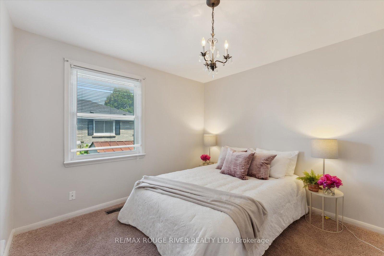 Photo 12 of 722 Gaspe Avenue, Oshawa, Lakeview — HOMEH