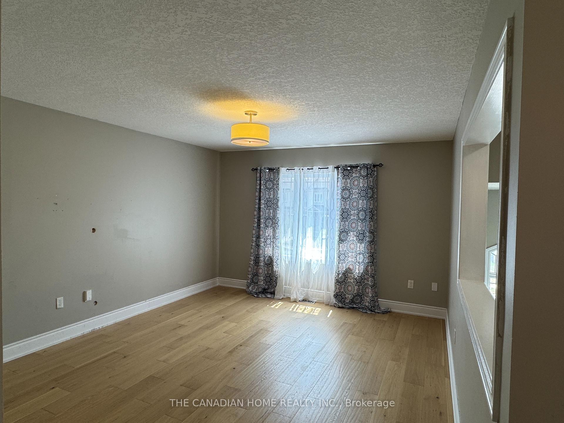 Photo 6 of 72 Oakes Crescent, Guelph, Grange Road — HOMEH