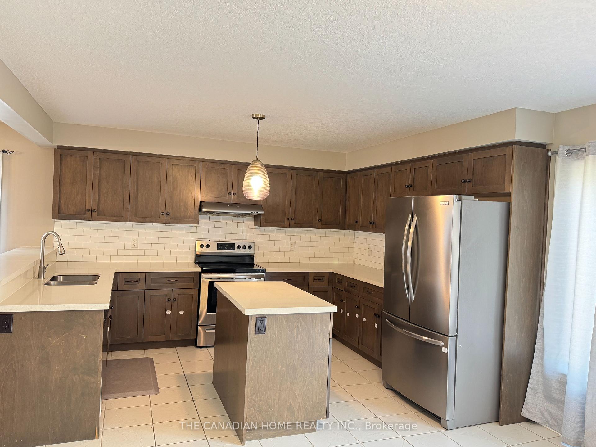 Photo 7 of 72 Oakes Crescent, Guelph, Grange Road — HOMEH