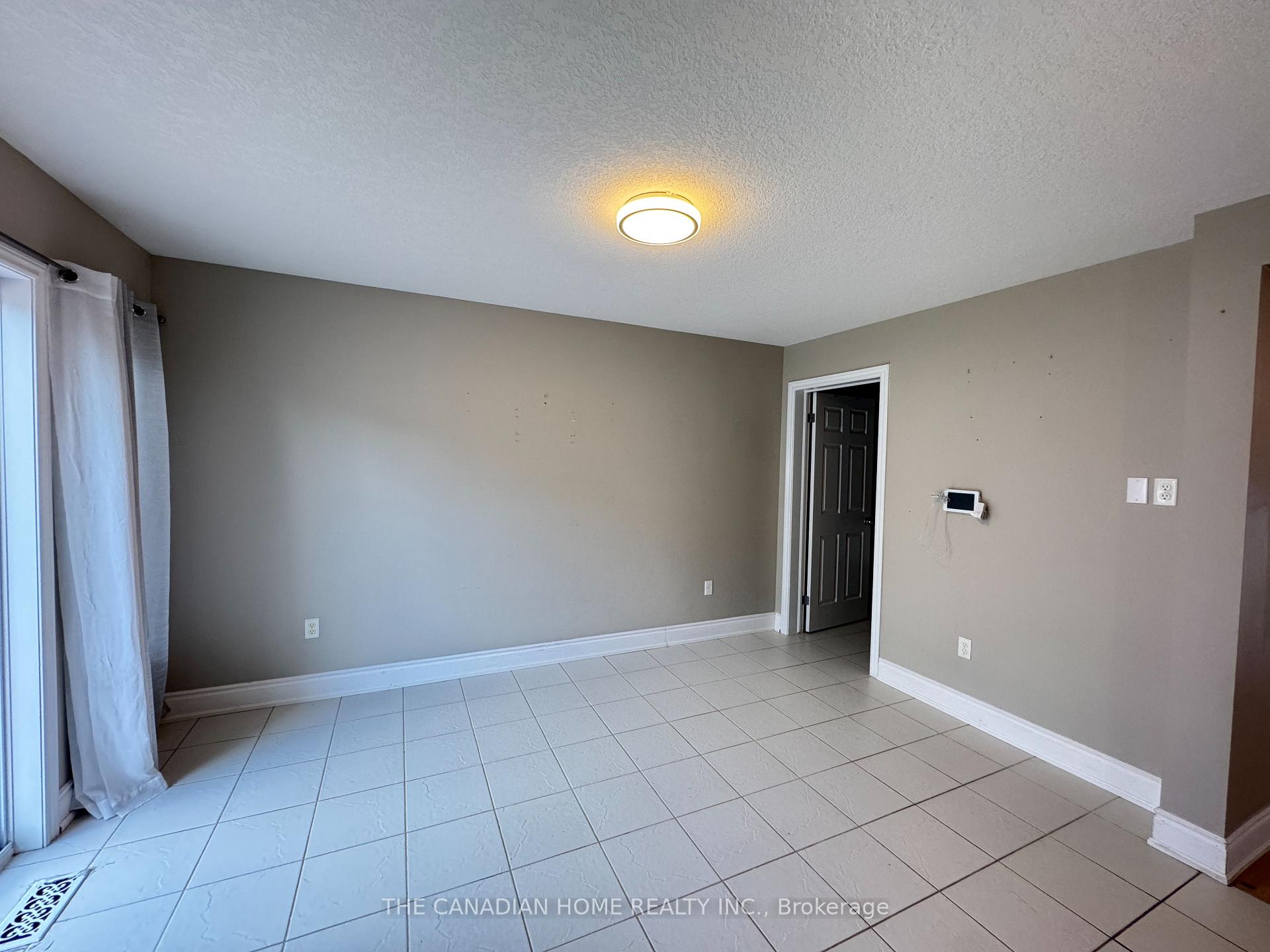 Photo 8 of 72 Oakes Crescent, Guelph, Grange Road — HOMEH