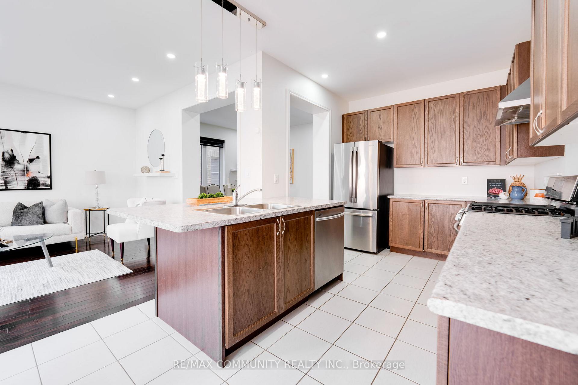Photo 22 of 2517 Wintergrace Avenue, Oshawa, Windfields — HOMEH