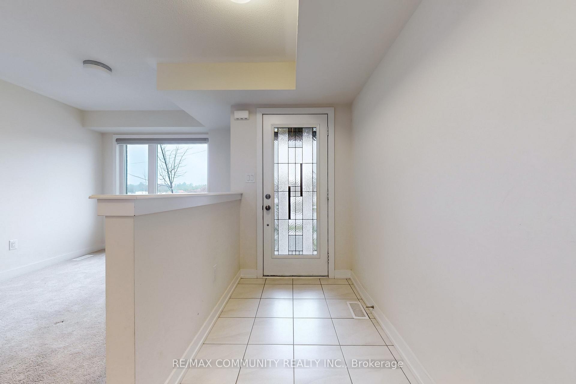 Photo 2 of 2622 Castlegate Crossing, Pickering, Duffin Heights — HOMEH
