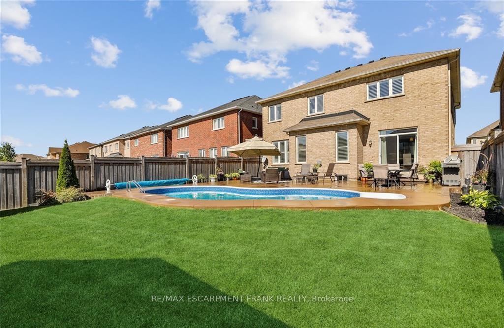 Photo 5 of 30 Curran Road, Hamilton, Ancaster — HOMEH