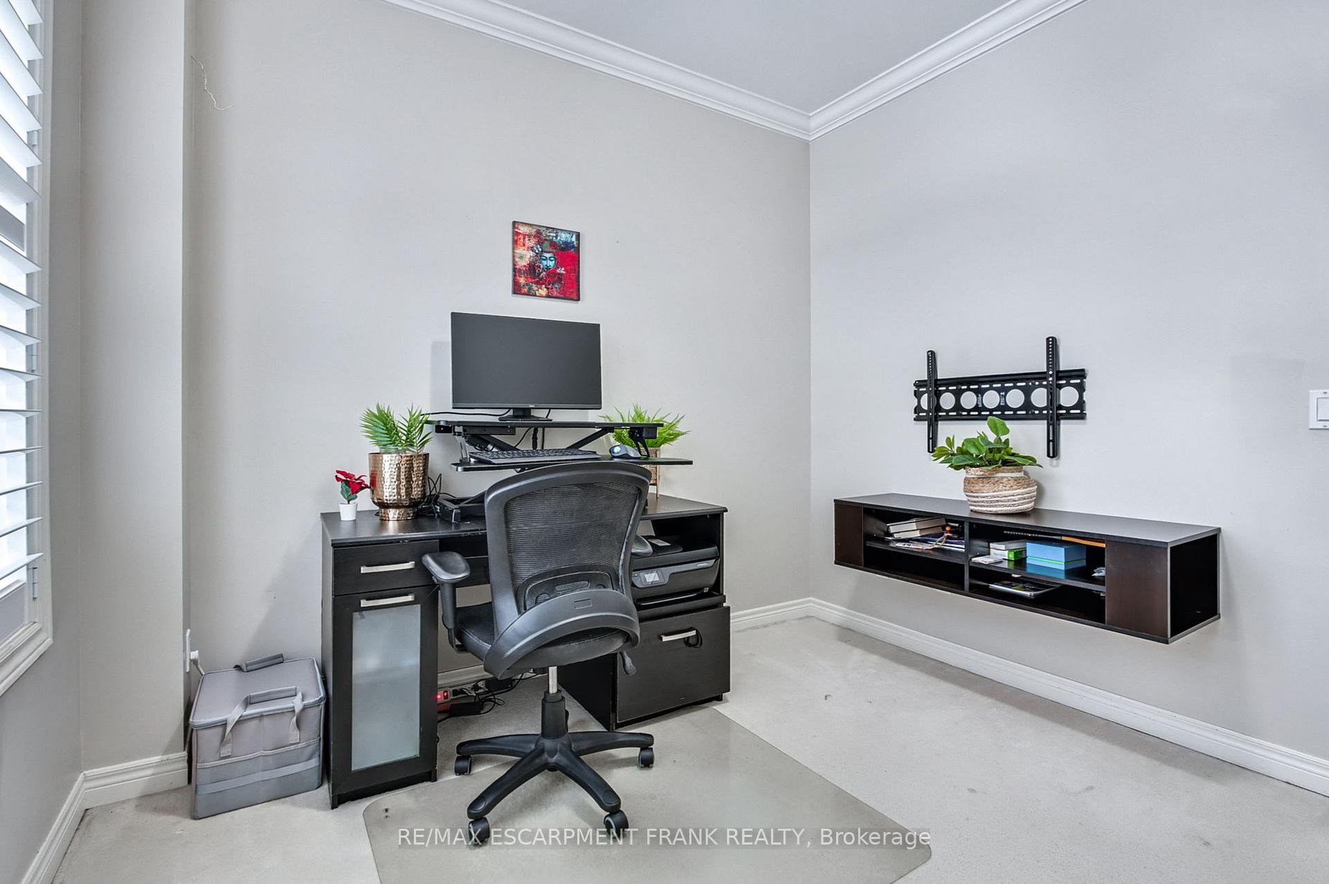Photo 31 of 30 Curran Road, Hamilton, Ancaster — HOMEH