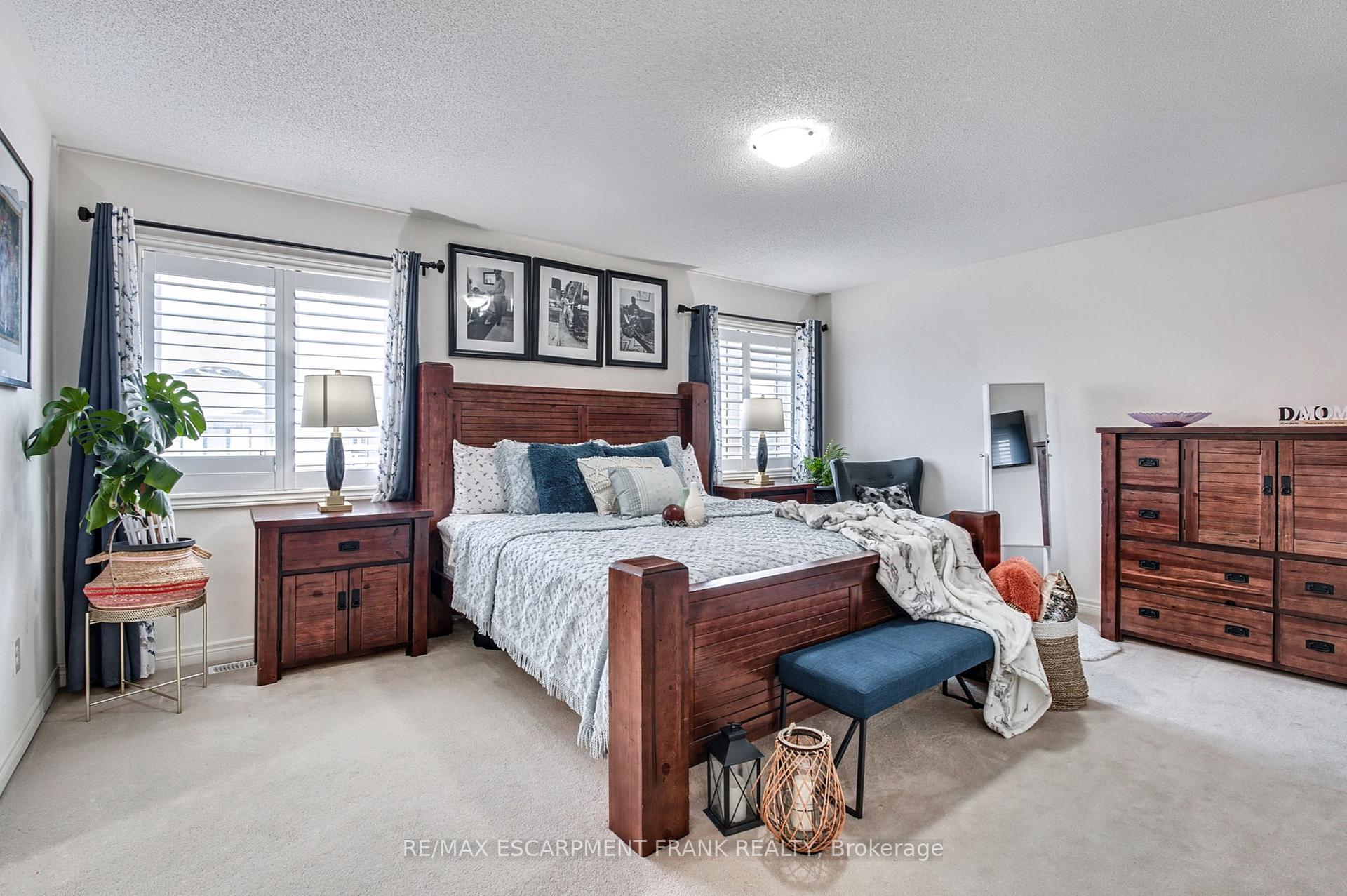 Photo 36 of 30 Curran Road, Hamilton, Ancaster — HOMEH