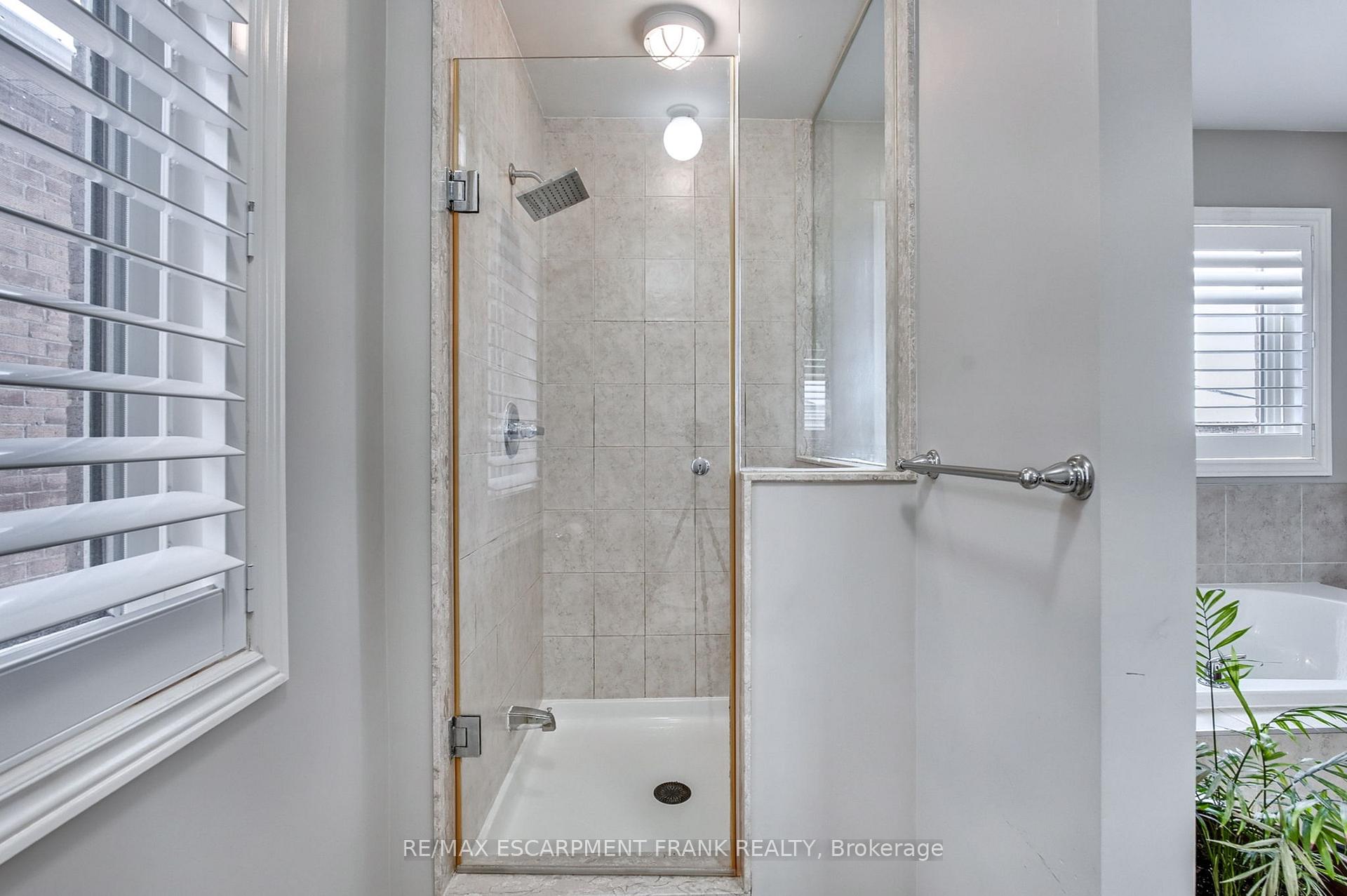 Photo 37 of 30 Curran Road, Hamilton, Ancaster — HOMEH